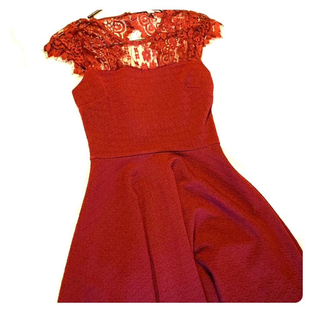 Lace Sleeved Maroon Dress